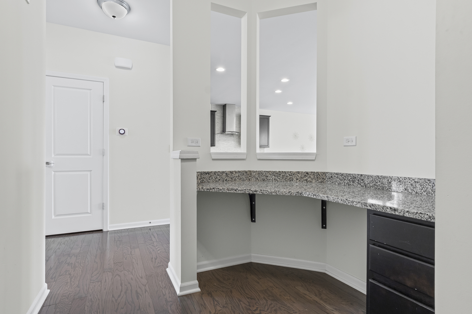 2404 Coastal Sage Court, Naperville, IL 60563