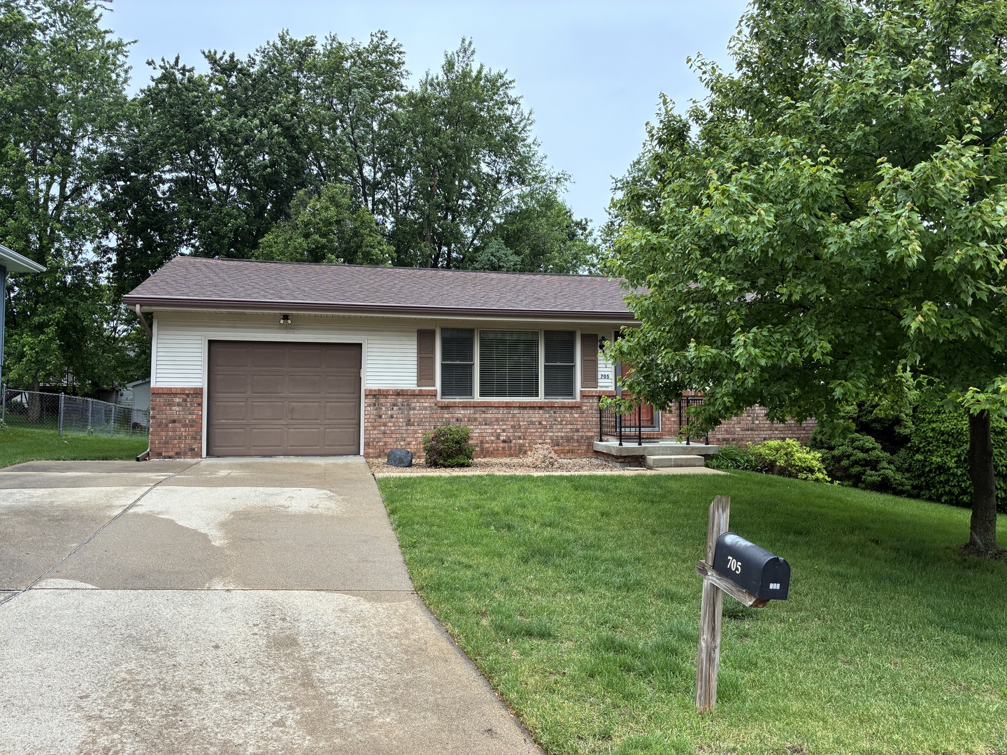 705 Lara Road, Normal, IL 61761