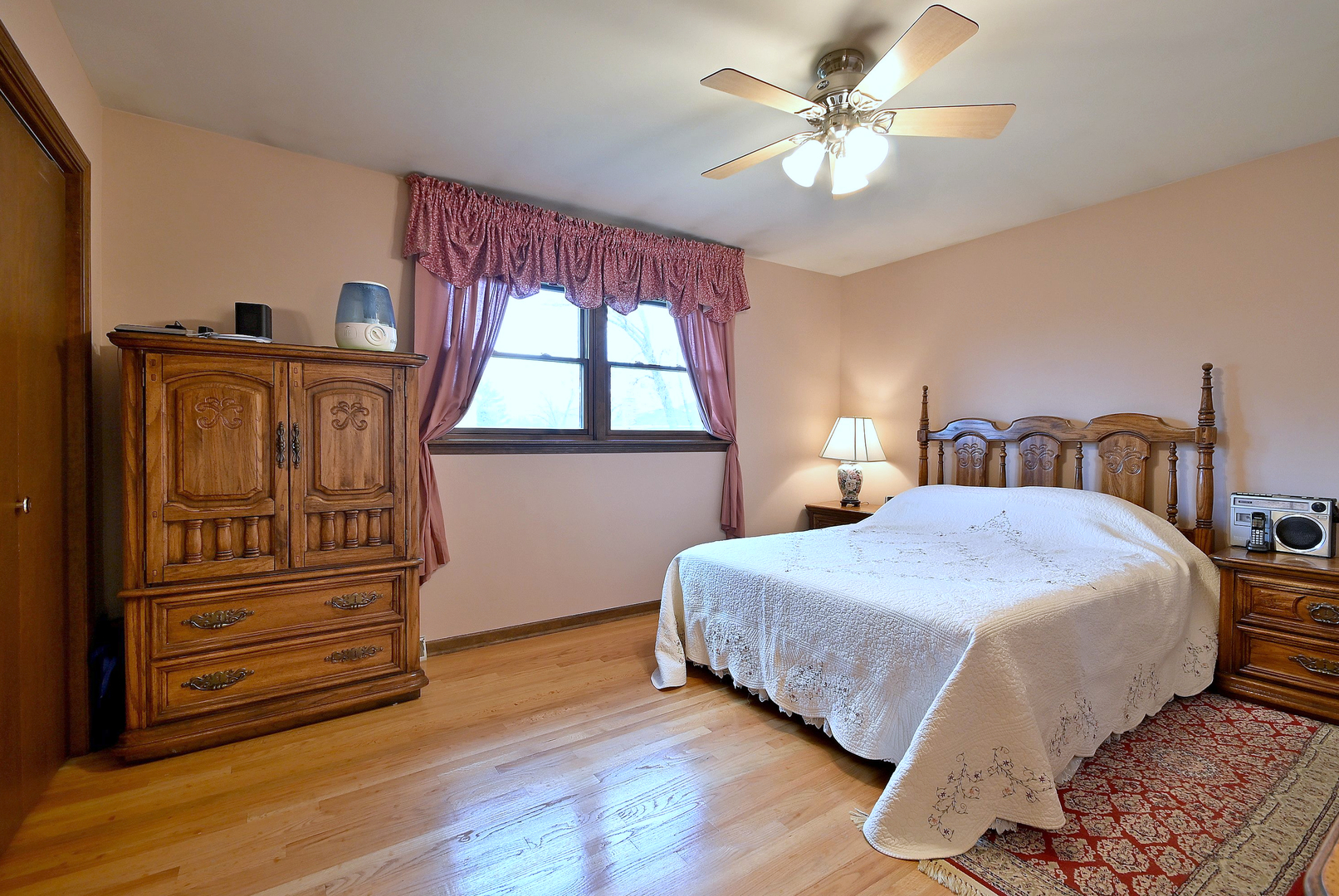 7221 Bayberry Lane, Darien, IL 60561