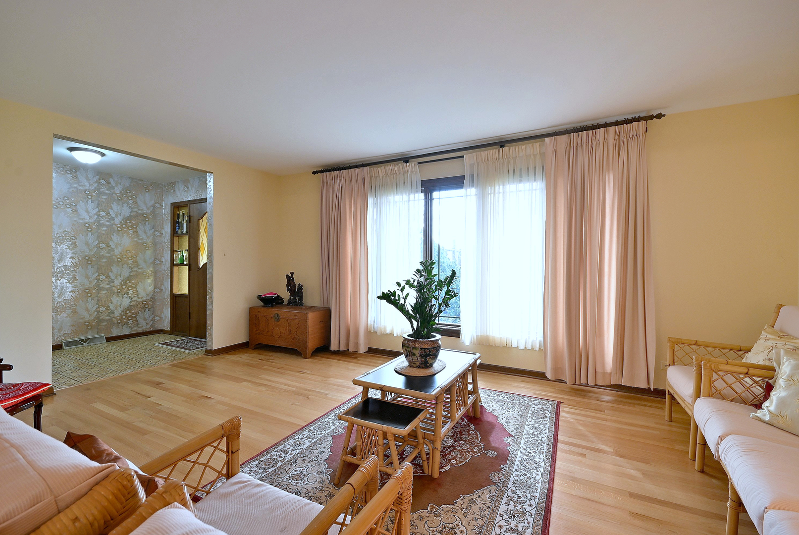 7221 Bayberry Lane, Darien, IL 60561