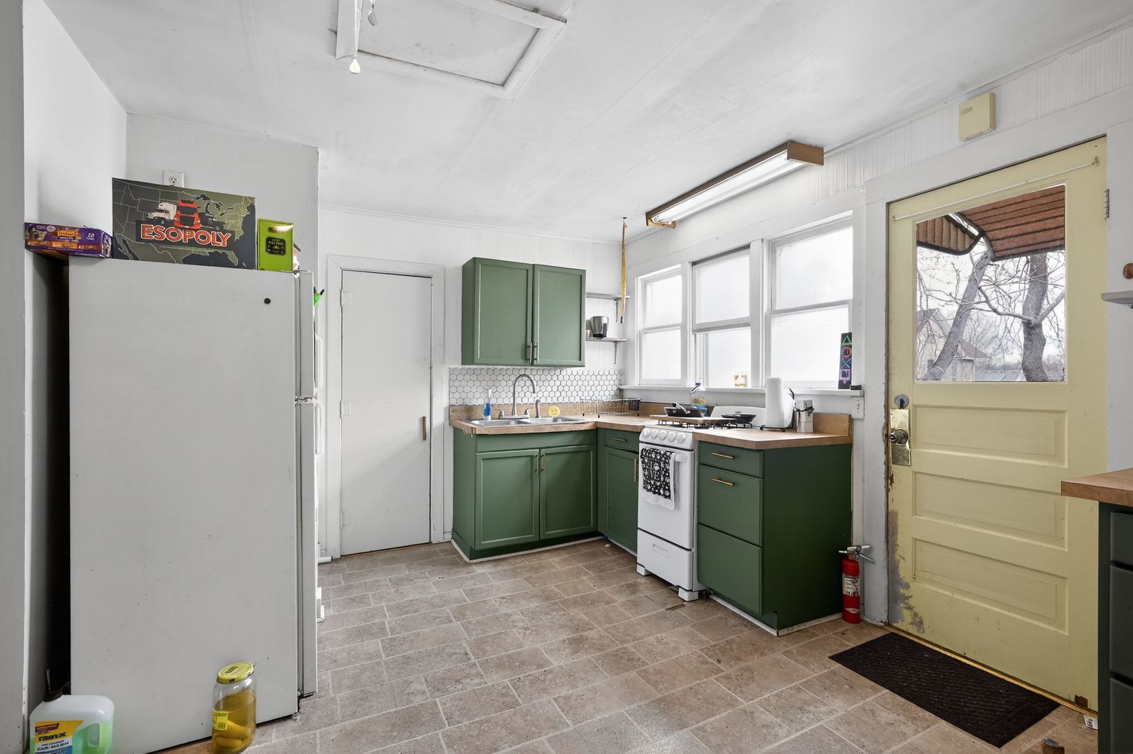 1003 N Lee Street, Bloomington, IL 61701