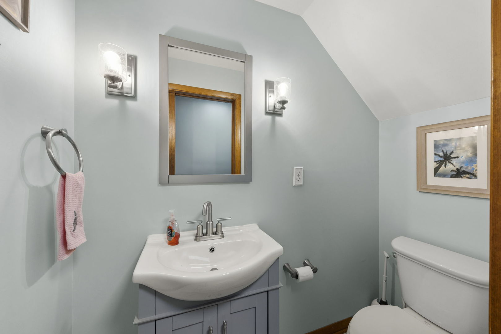 6065 Chase Avenue, Downers Grove, IL 60516