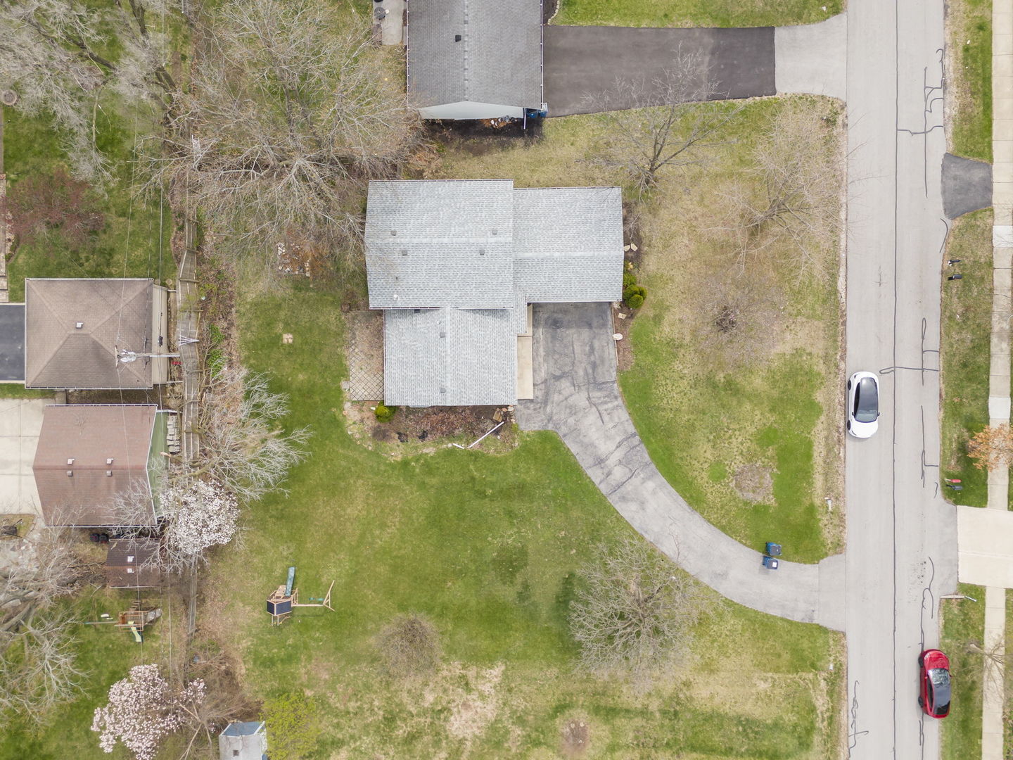 6065 Chase Avenue, Downers Grove, IL 60516