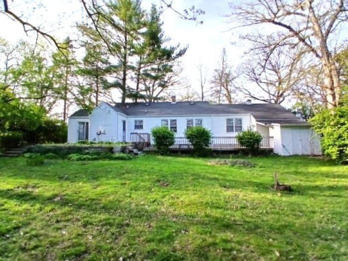 1805 Gilbert Avenue, Downers Grove, IL 60515