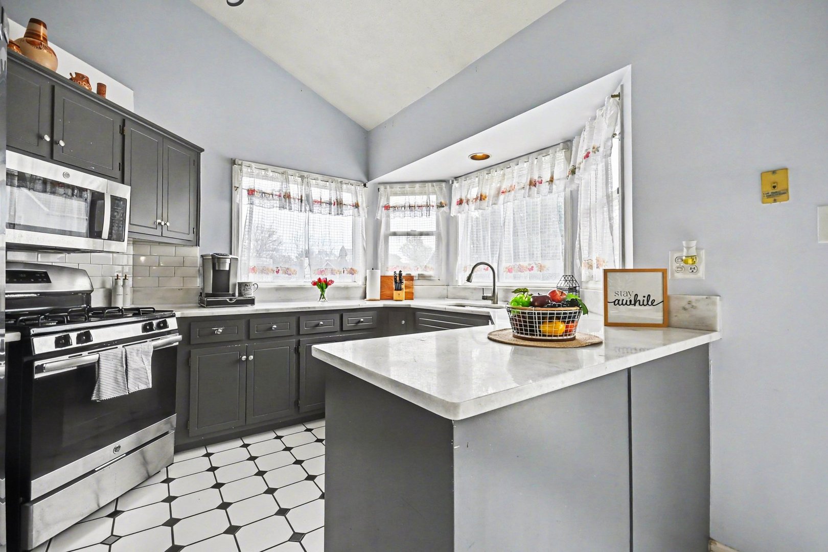 3322 Theodore Street, Joliet, IL 60431