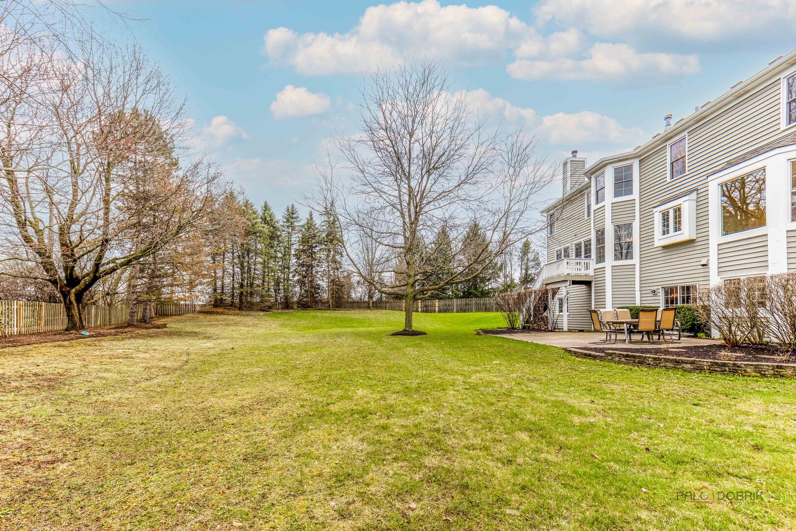 1800 Darnell Street, Libertyville, IL 60048