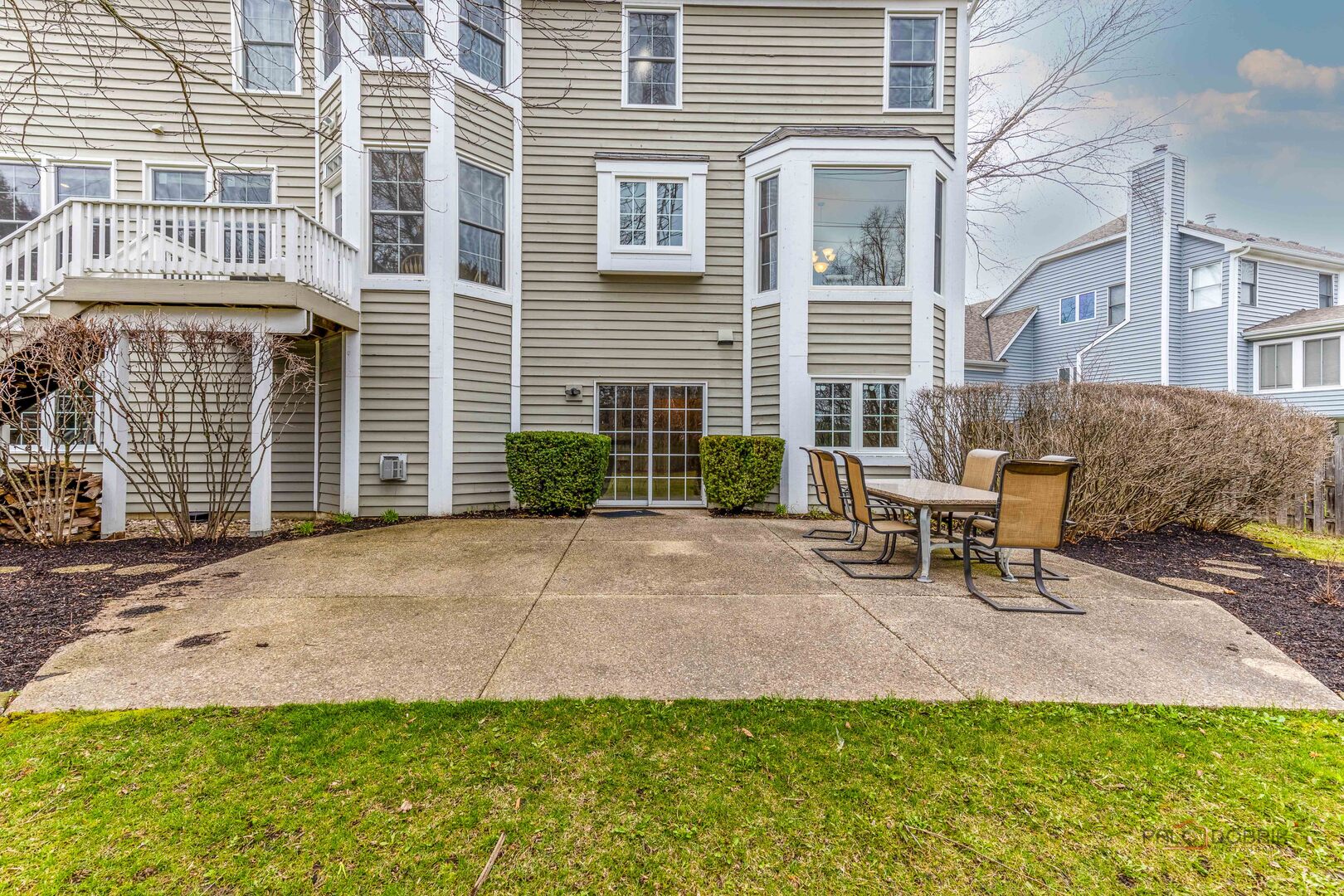 1800 Darnell Street, Libertyville, IL 60048