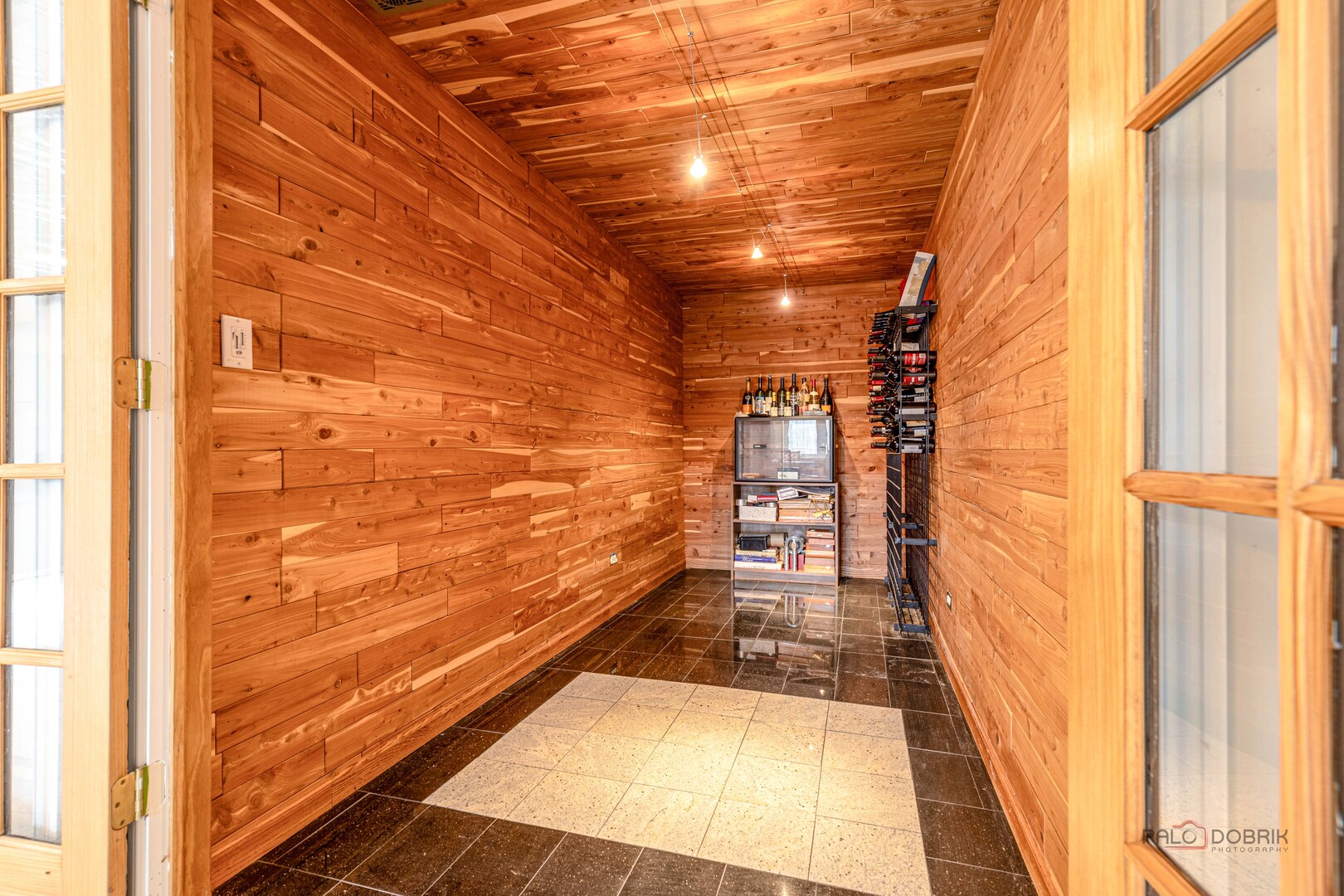 1800 Darnell Street, Libertyville, IL 60048