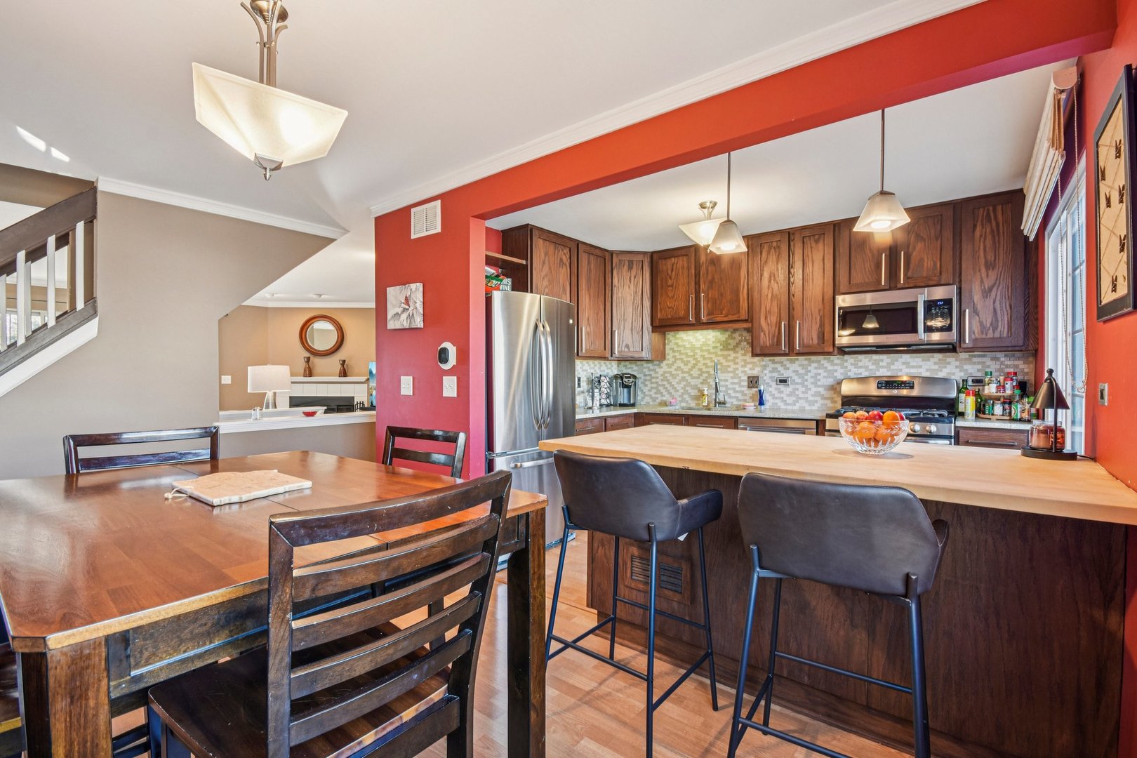 241 E Parallel Street #1A, Palatine, IL 60067