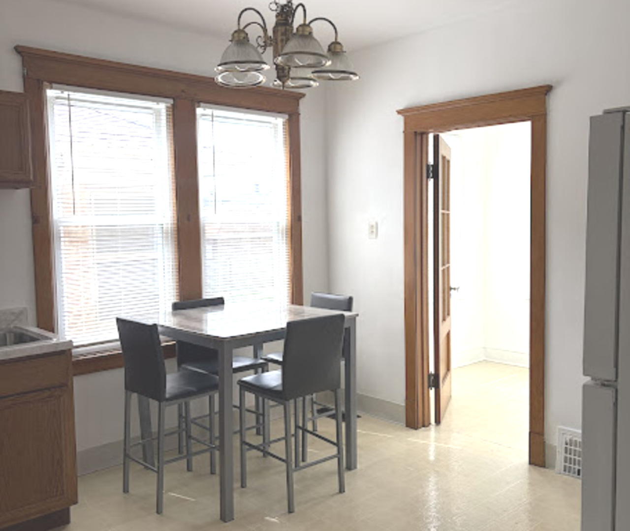 2340 Harvey Avenue, Berwyn, IL 60402