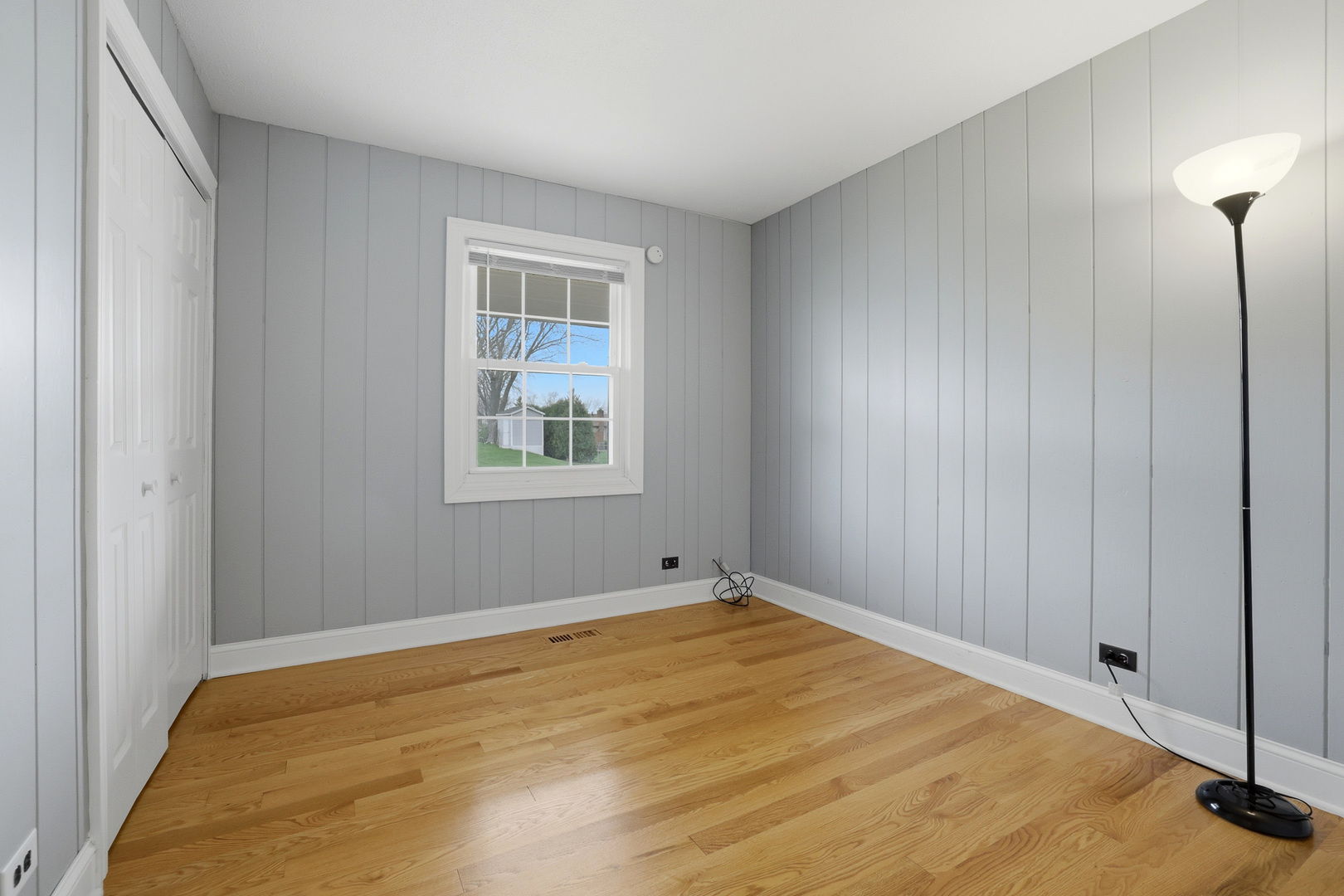 225 Wilmslow Lane, Schaumburg, IL 60194