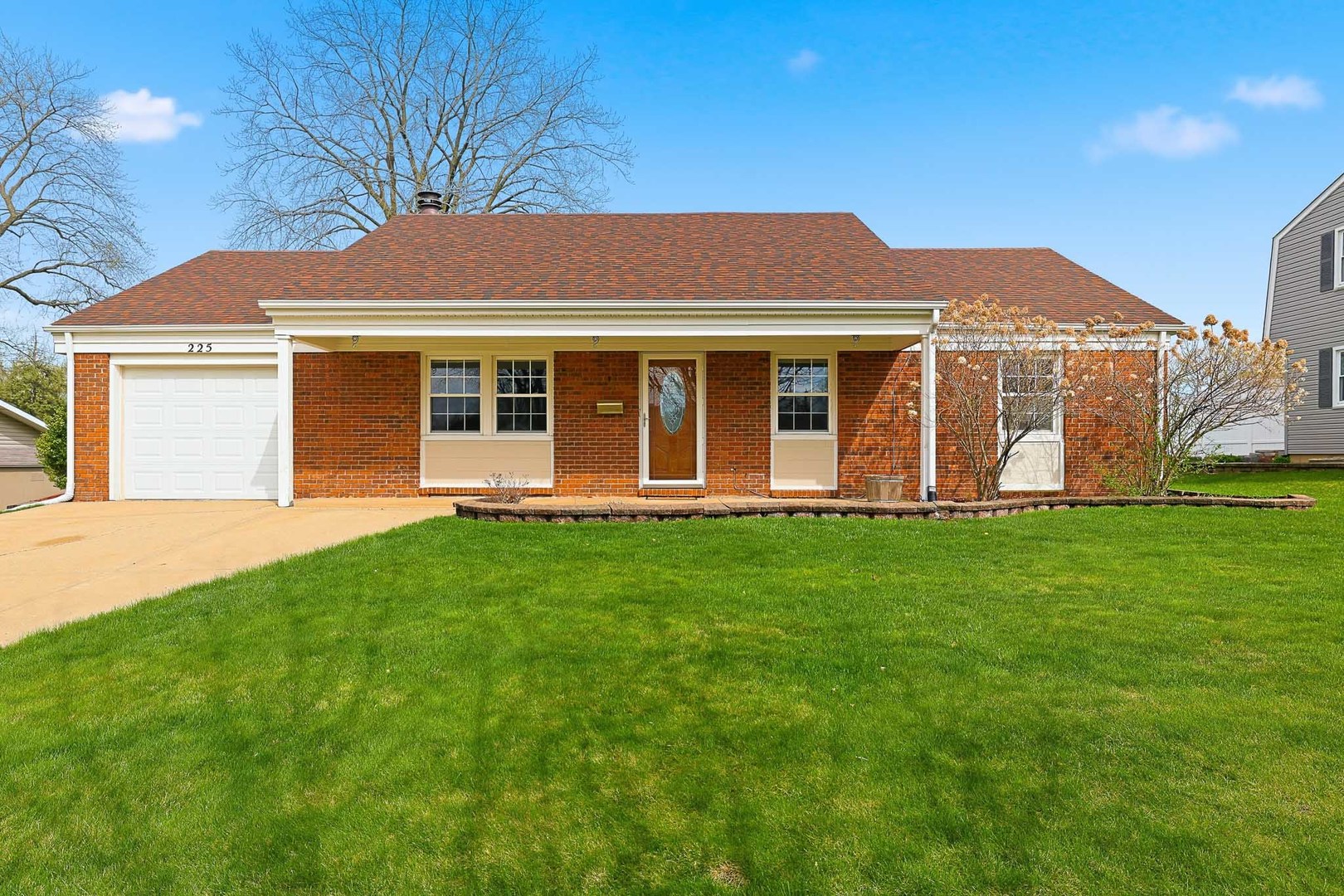 225 Wilmslow Lane, Schaumburg, IL 60194