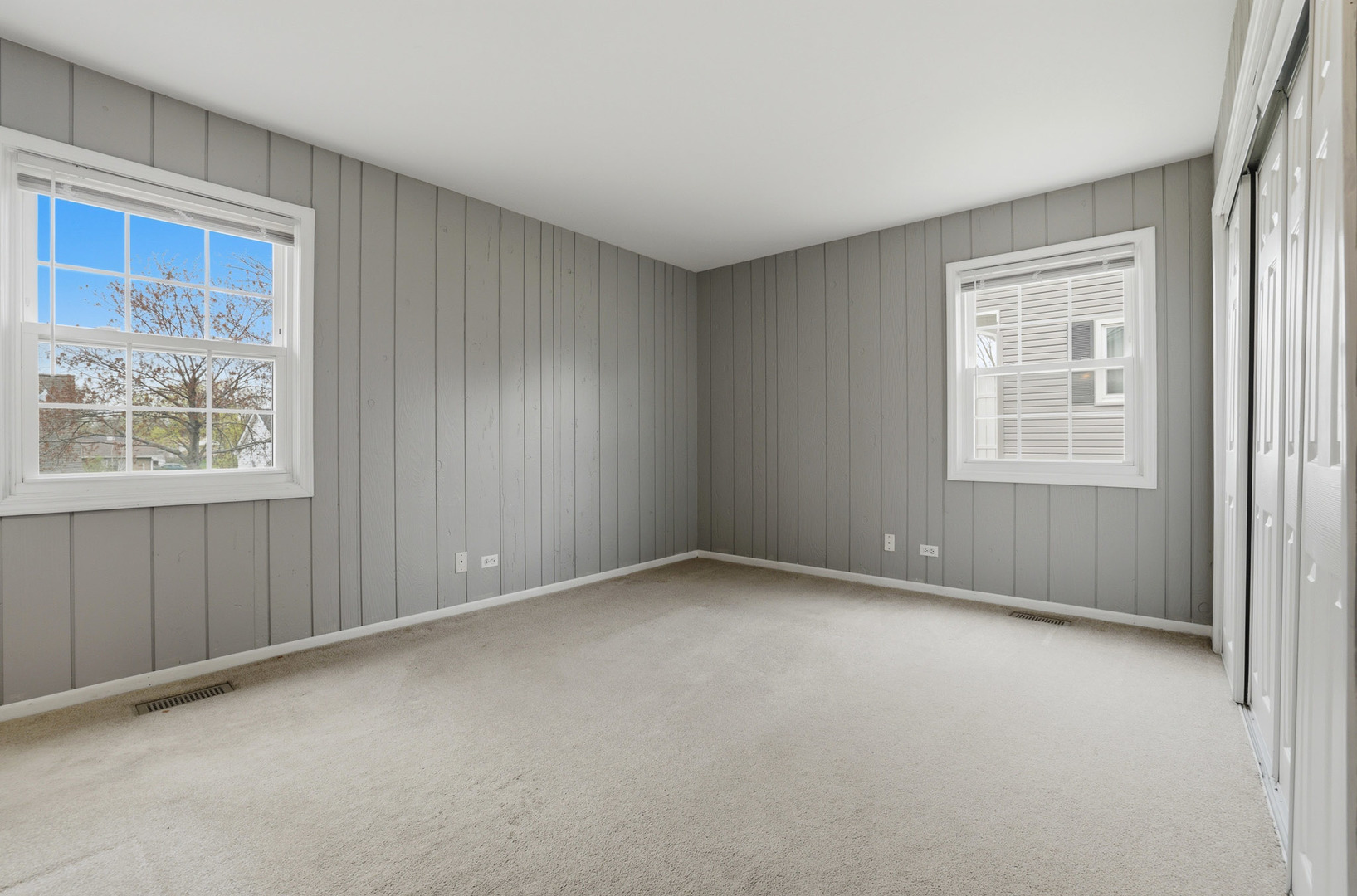 225 Wilmslow Lane, Schaumburg, IL 60194