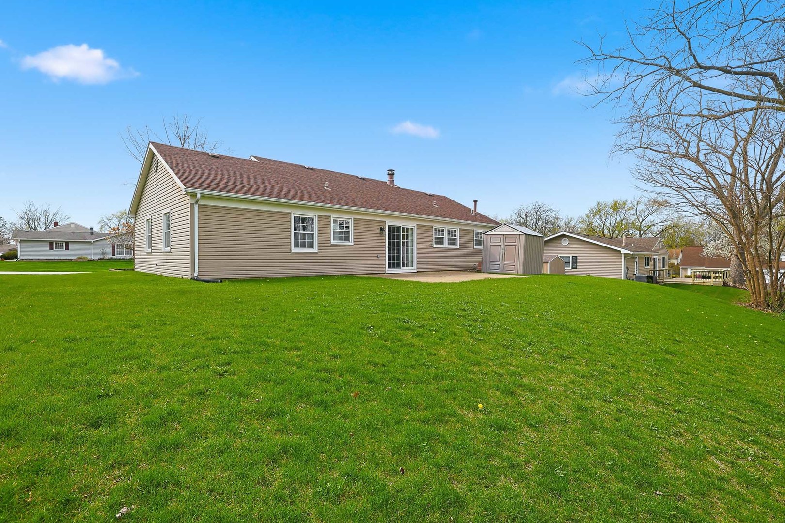 225 Wilmslow Lane, Schaumburg, IL 60194