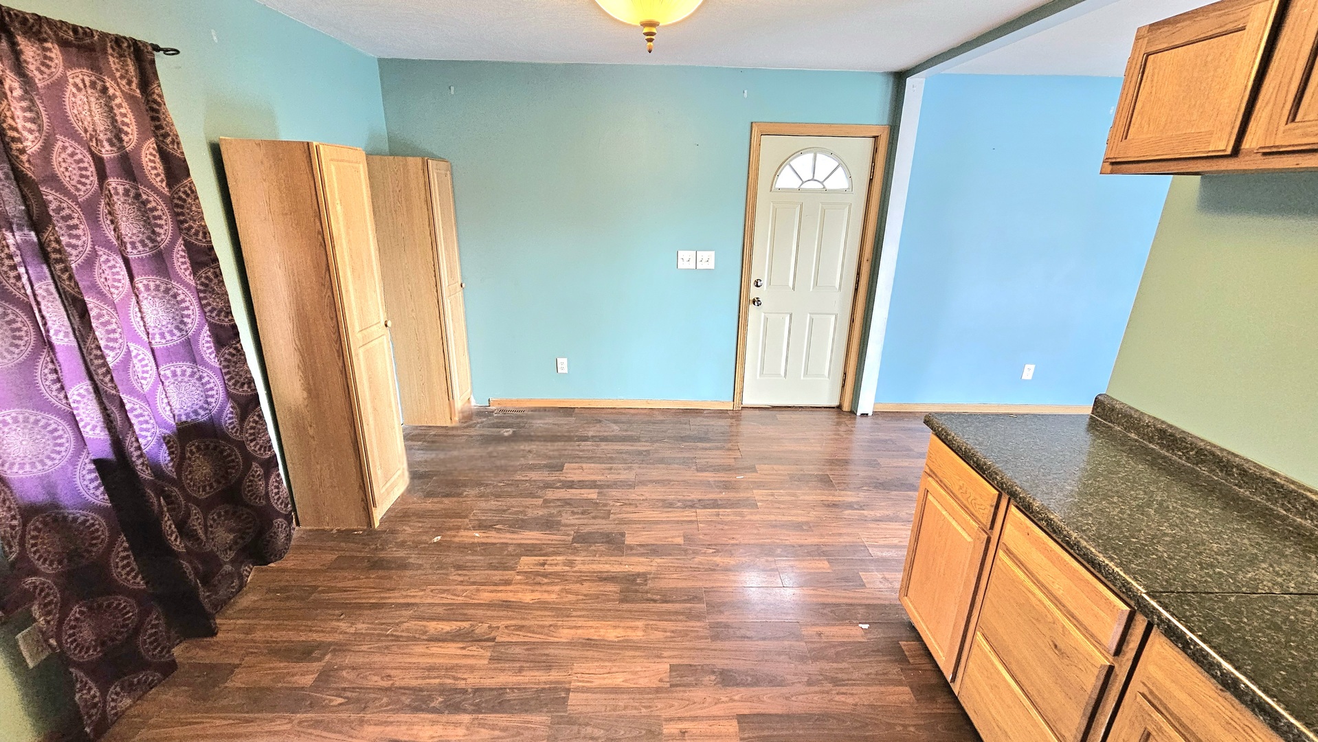 1100 S Lincoln Avenue, Dixon, IL 61021