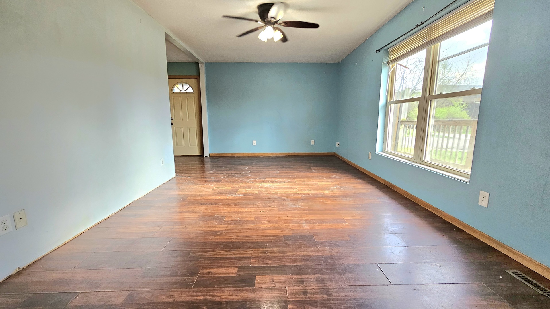 1100 S Lincoln Avenue, Dixon, IL 61021