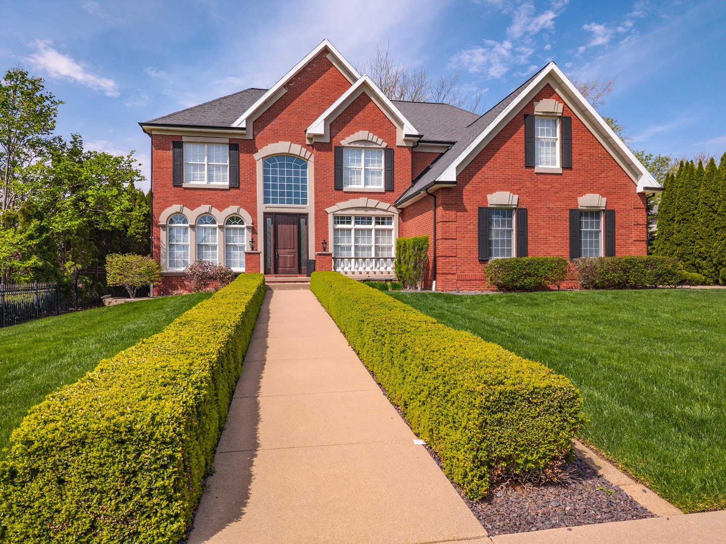 33 Derby Way, Bloomington, IL 61704