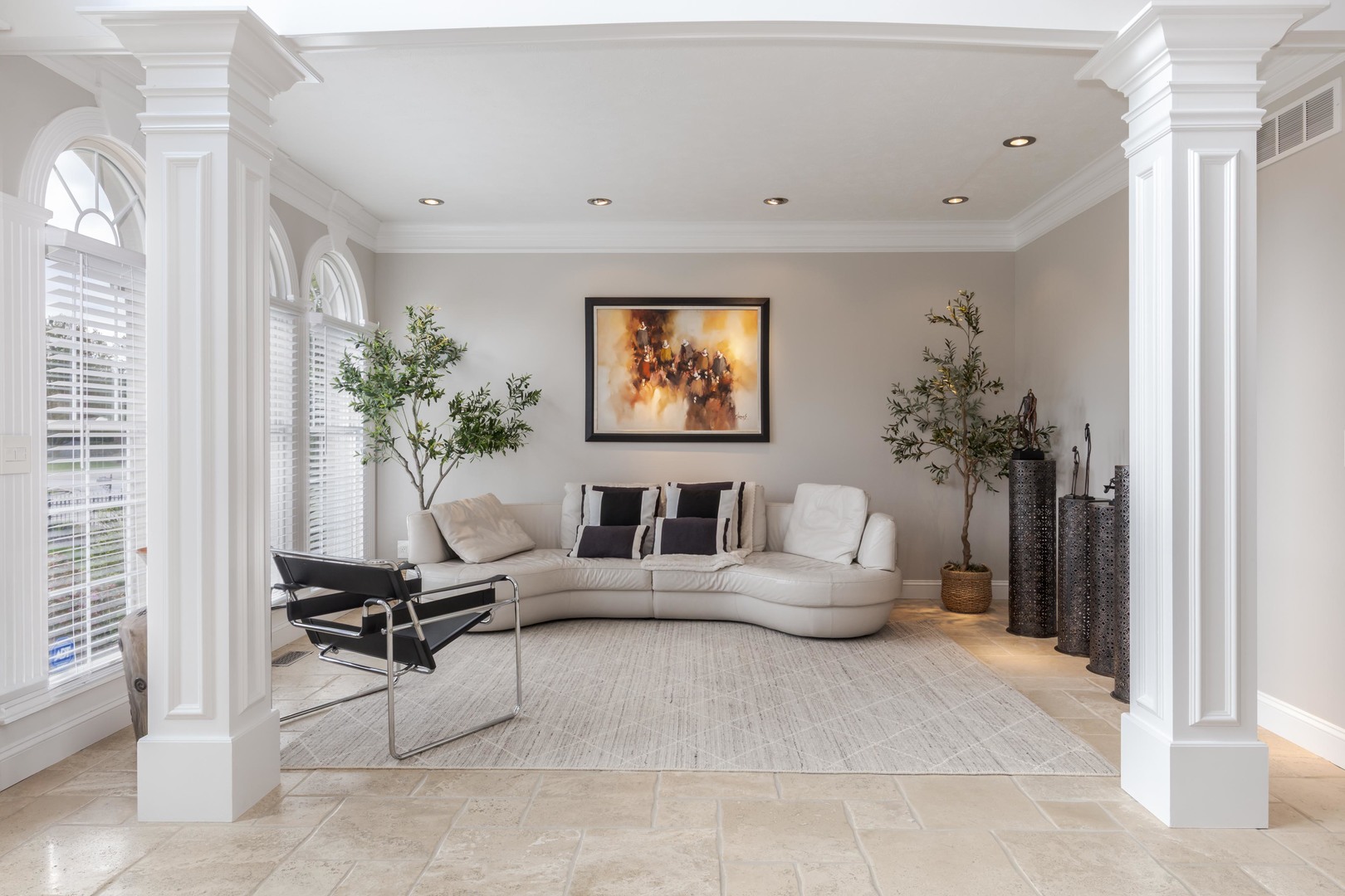 33 Derby Way, Bloomington, IL 61704