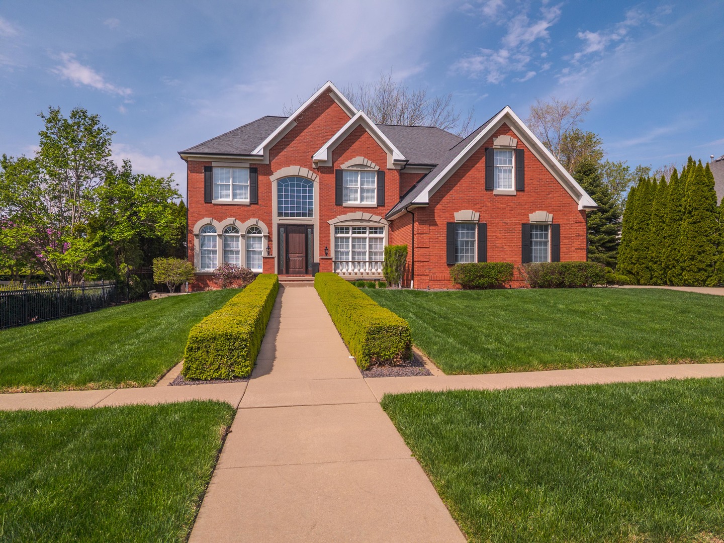 33 Derby Way, Bloomington, IL 61704