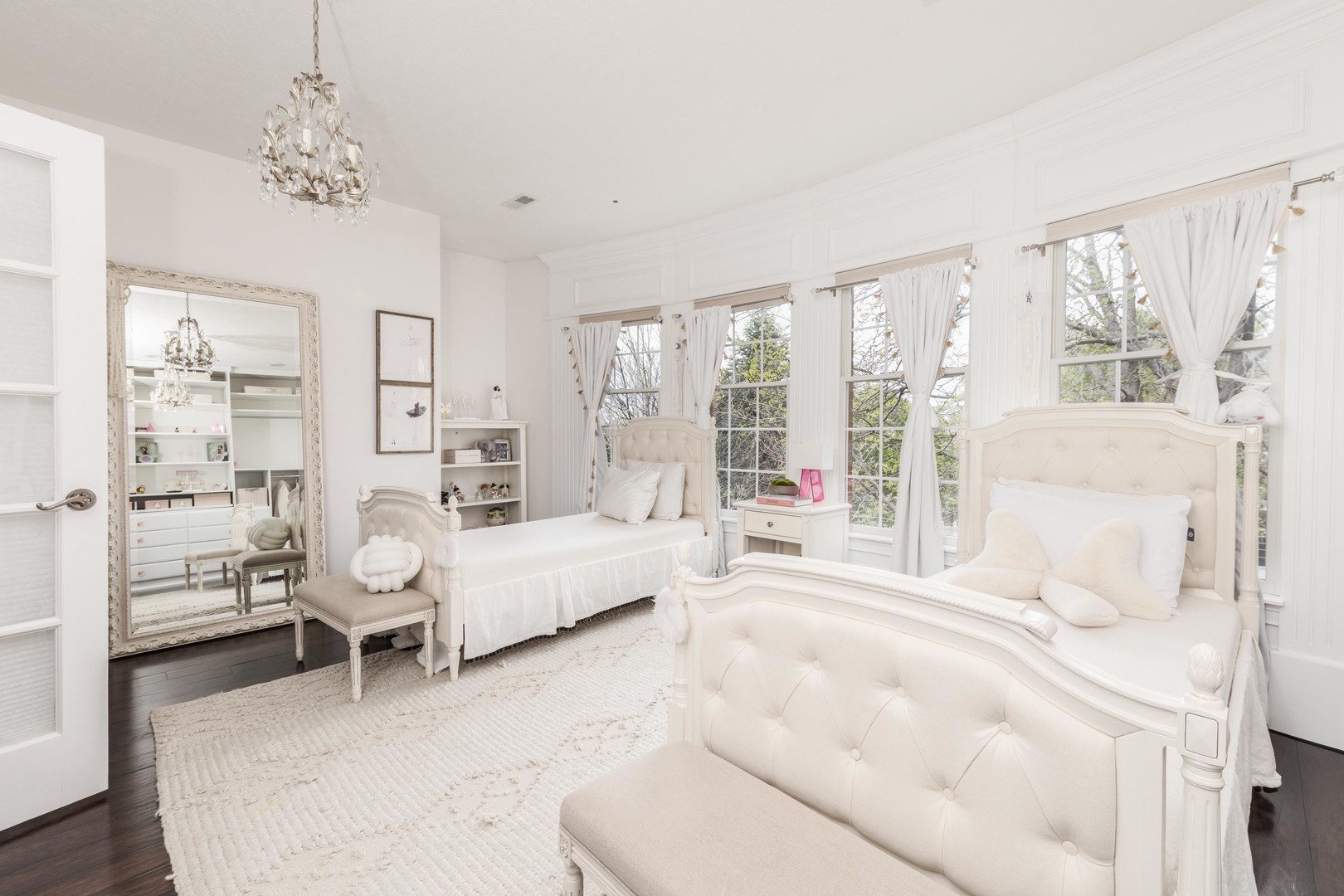 33 Derby Way, Bloomington, IL 61704