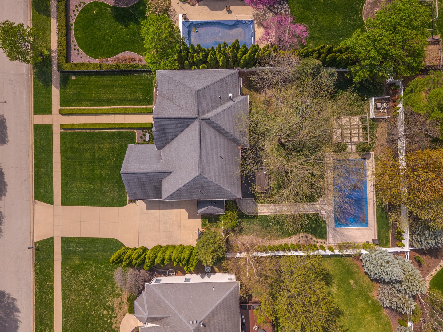 33 Derby Way, Bloomington, IL 61704