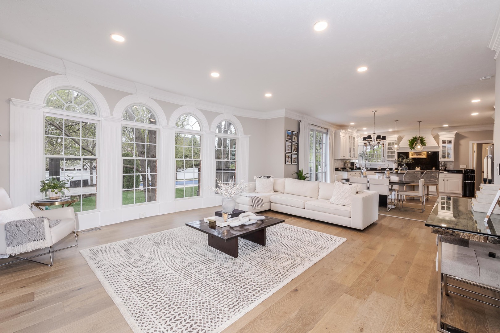 33 Derby Way, Bloomington, IL 61704