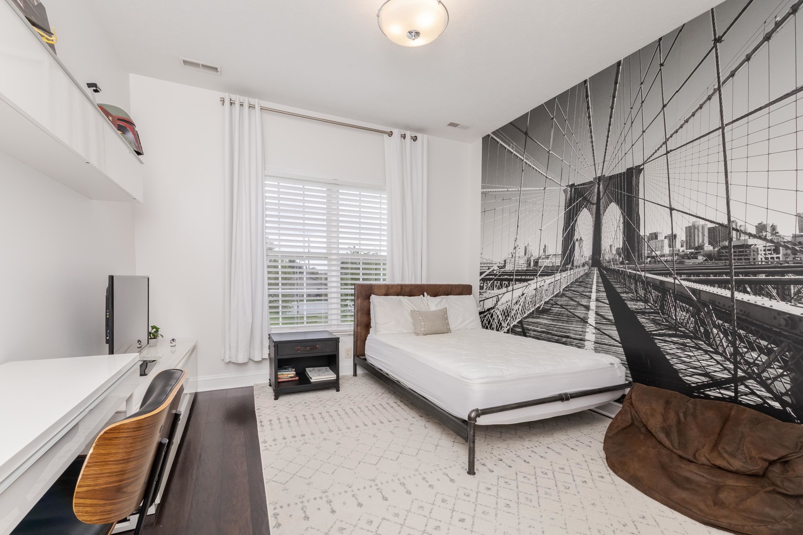 33 Derby Way, Bloomington, IL 61704