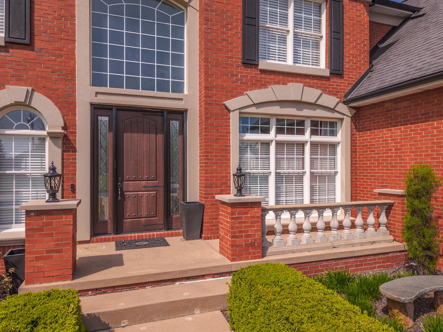 33 Derby Way, Bloomington, IL 61704