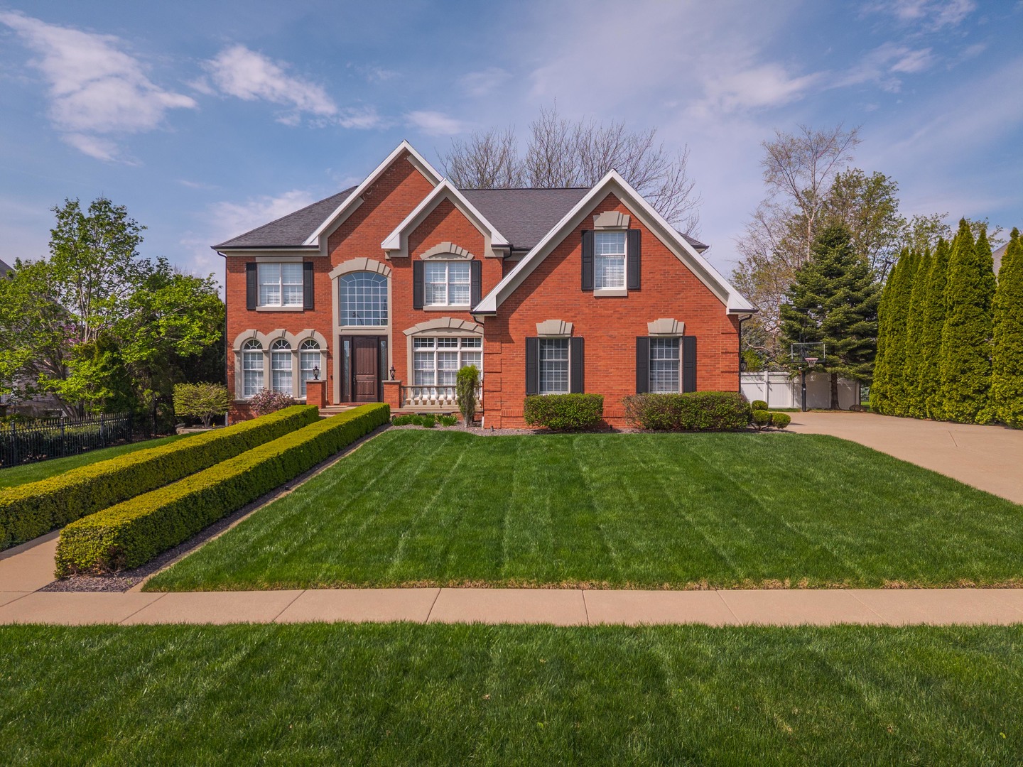 33 Derby Way, Bloomington, IL 61704