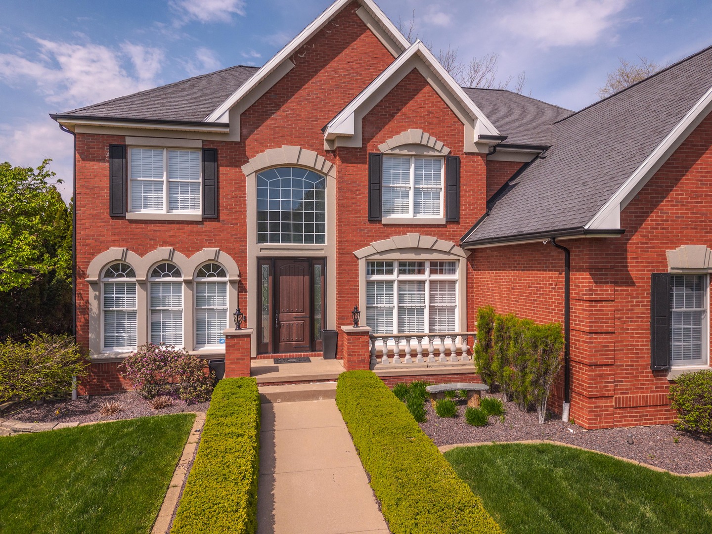 33 Derby Way, Bloomington, IL 61704