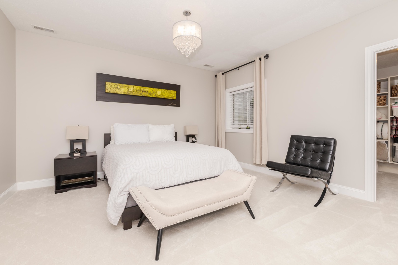 33 Derby Way, Bloomington, IL 61704