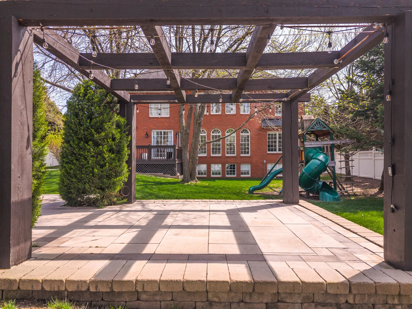 33 Derby Way, Bloomington, IL 61704