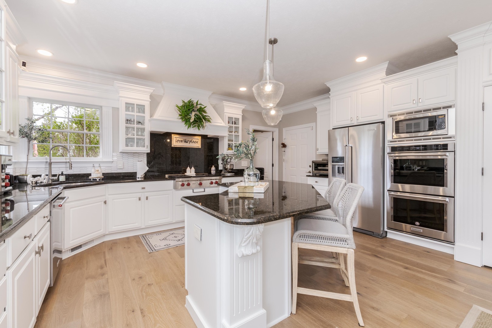 33 Derby Way, Bloomington, IL 61704