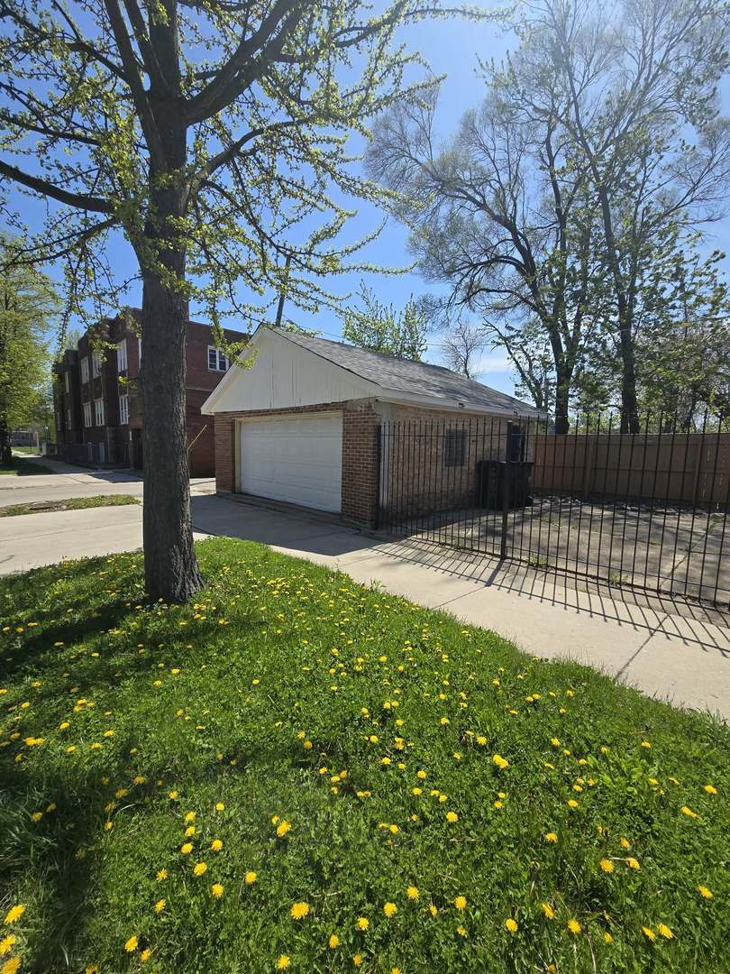 6801 S Hermitage Avenue, Chicago, IL 60636