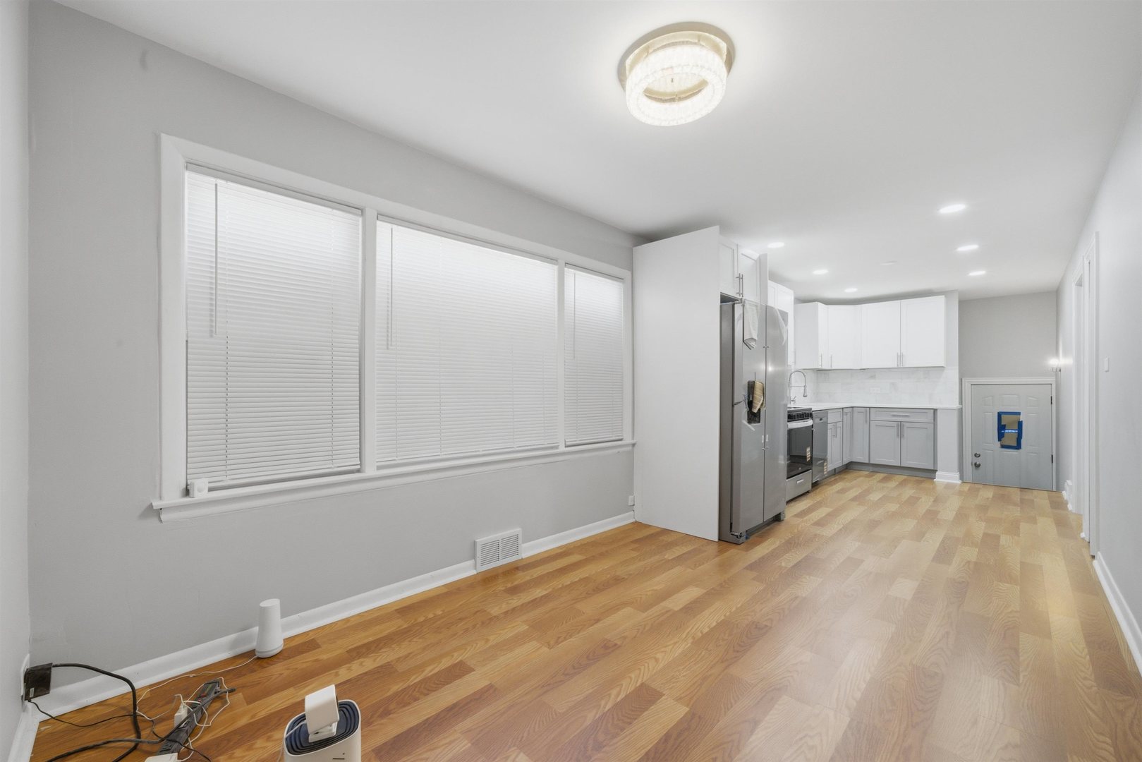 6801 S Hermitage Avenue, Chicago, IL 60636