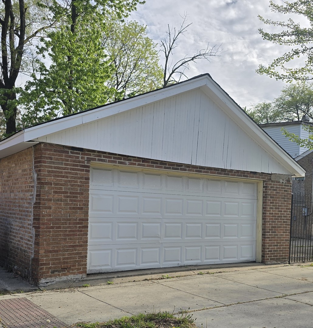 6801 S Hermitage Avenue, Chicago, IL 60636