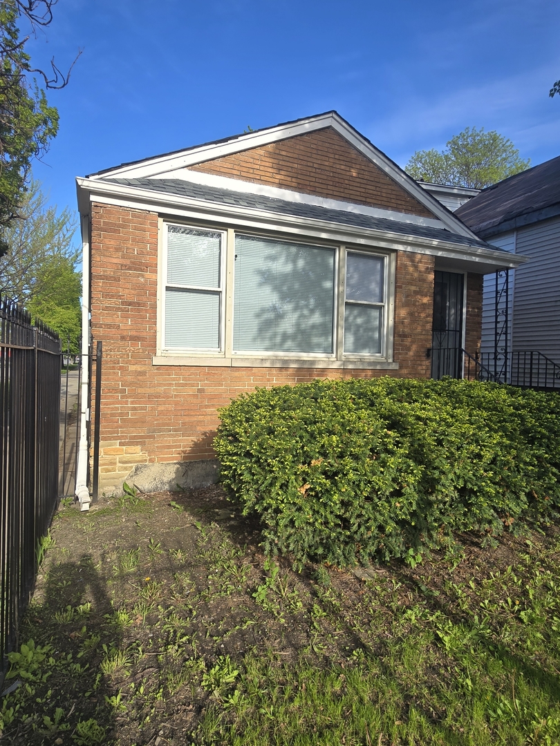 6801 S Hermitage Avenue, Chicago, IL 60636