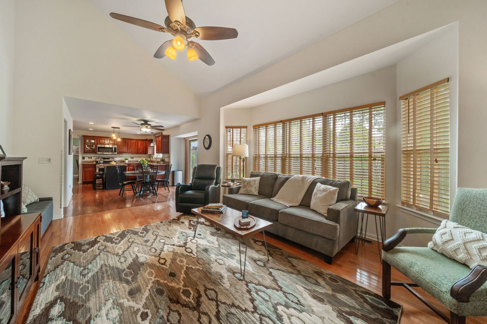 12963 Cathy Lane, Plainfield, IL 60585