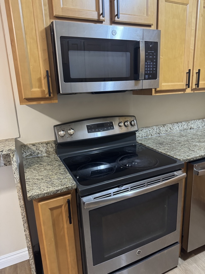 3012 W 171st Street #GT, Hazel Crest, IL 60429