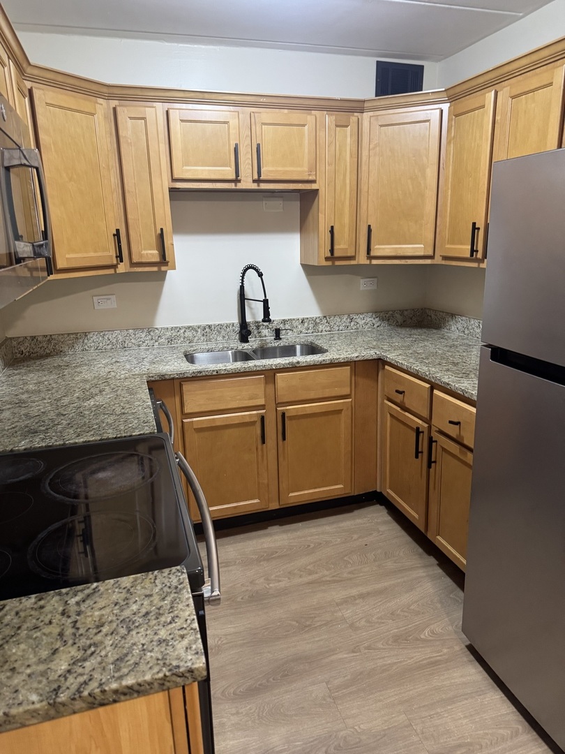 3012 W 171st Street #GT, Hazel Crest, IL 60429