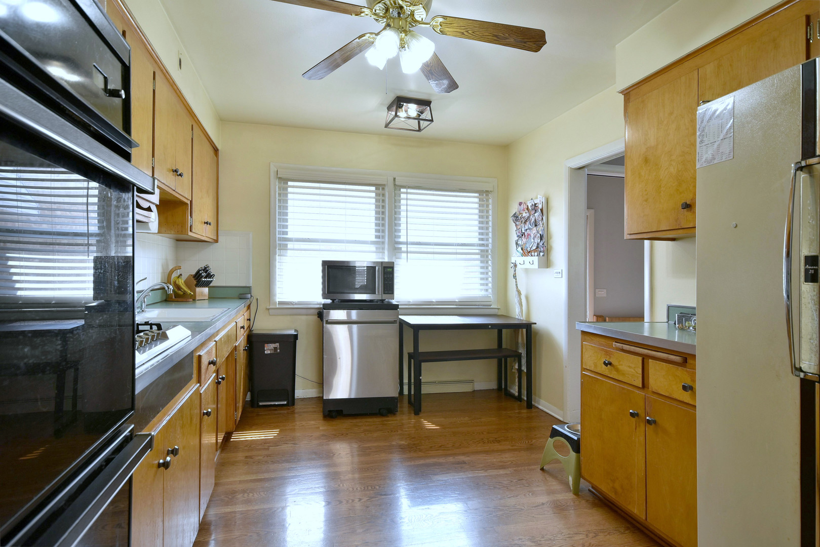 7309 N Ottawa Avenue, Chicago, IL 60631