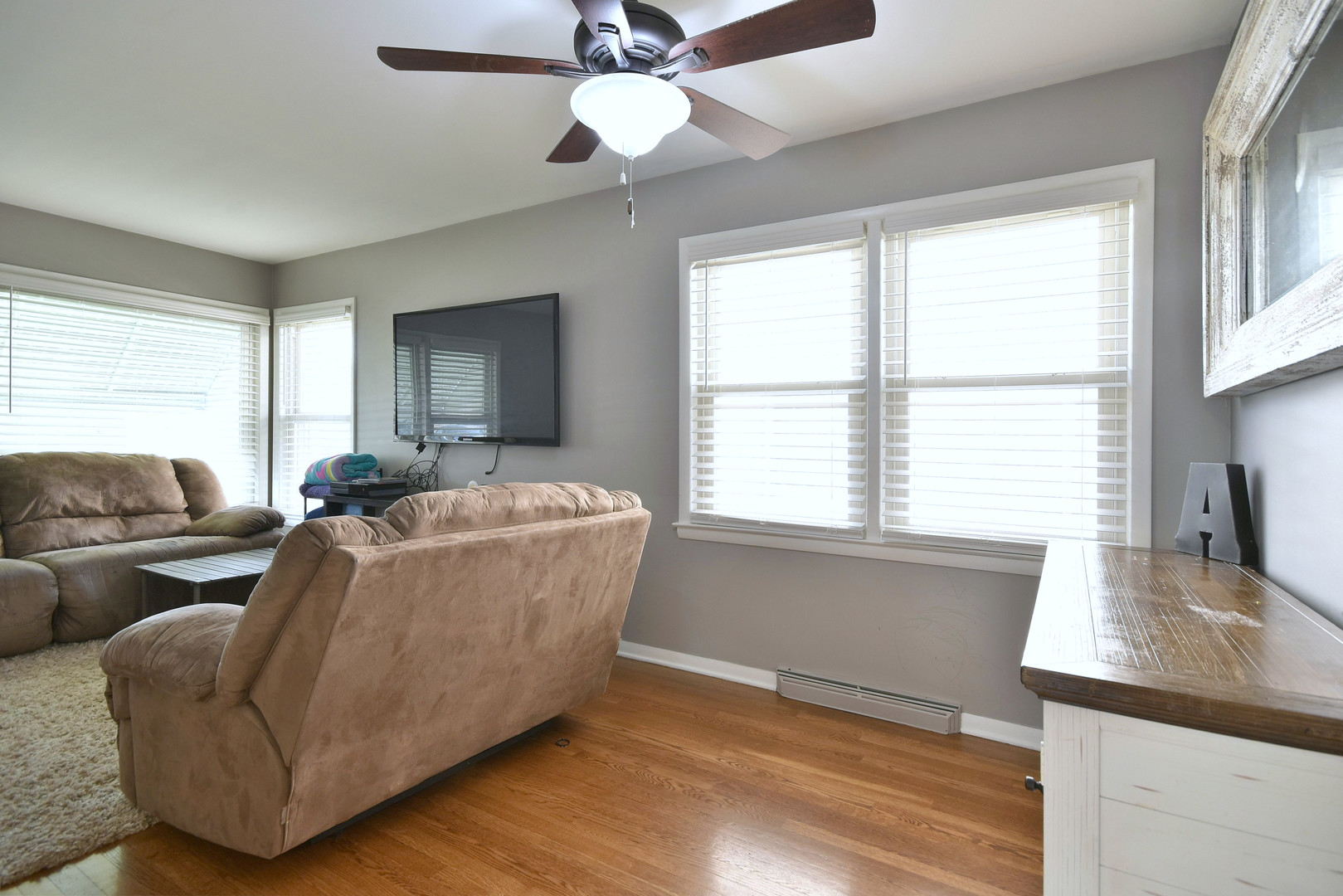 7309 N Ottawa Avenue, Chicago, IL 60631