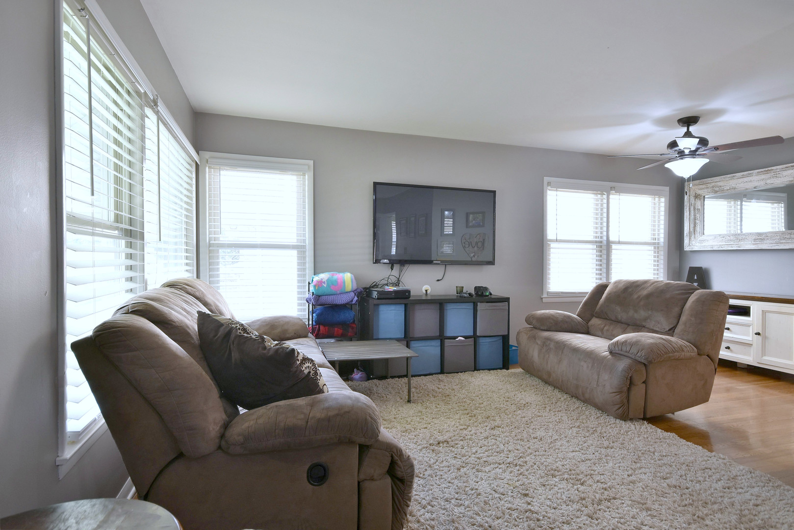 7309 N Ottawa Avenue, Chicago, IL 60631