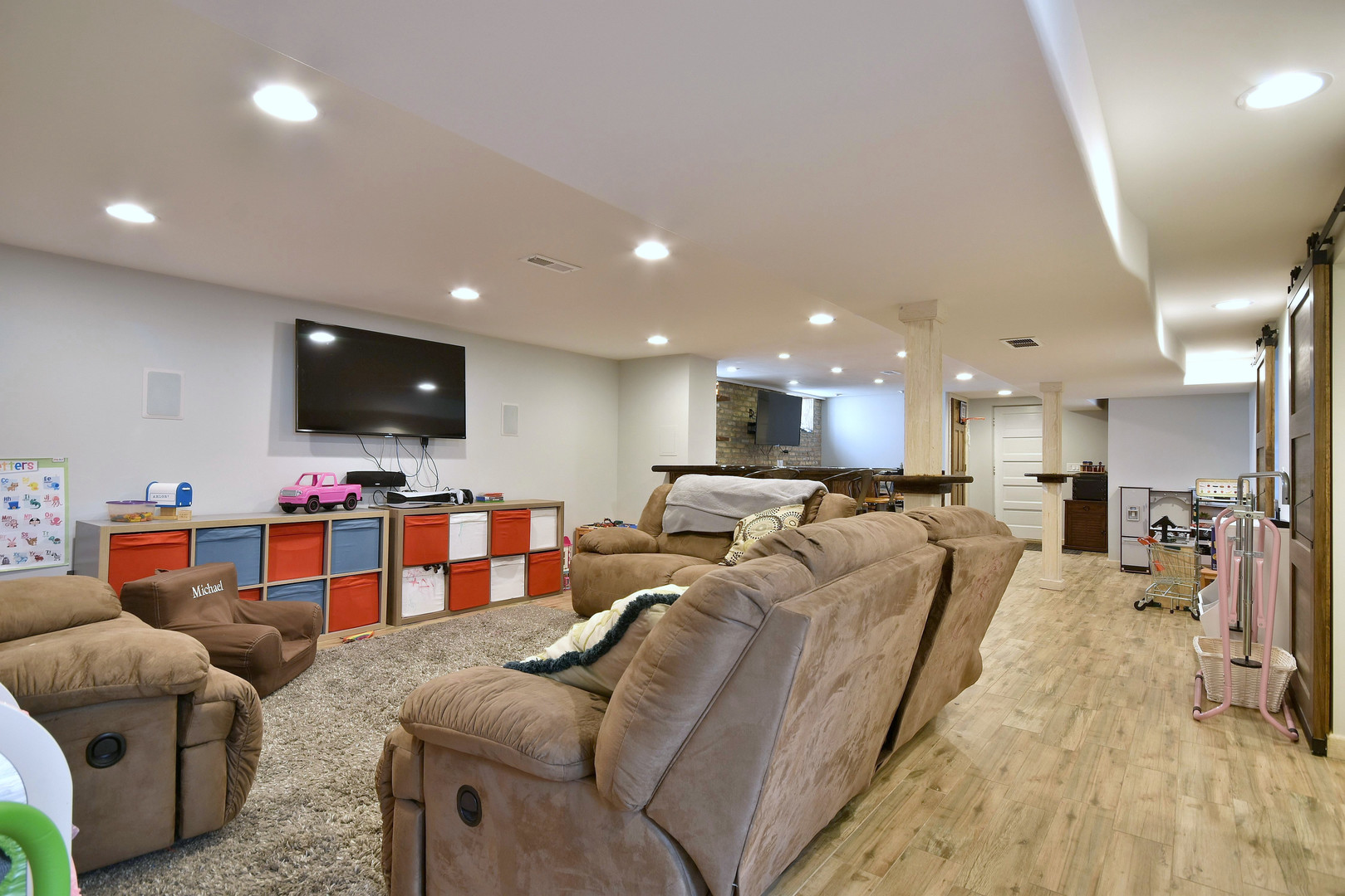 7309 N Ottawa Avenue, Chicago, IL 60631