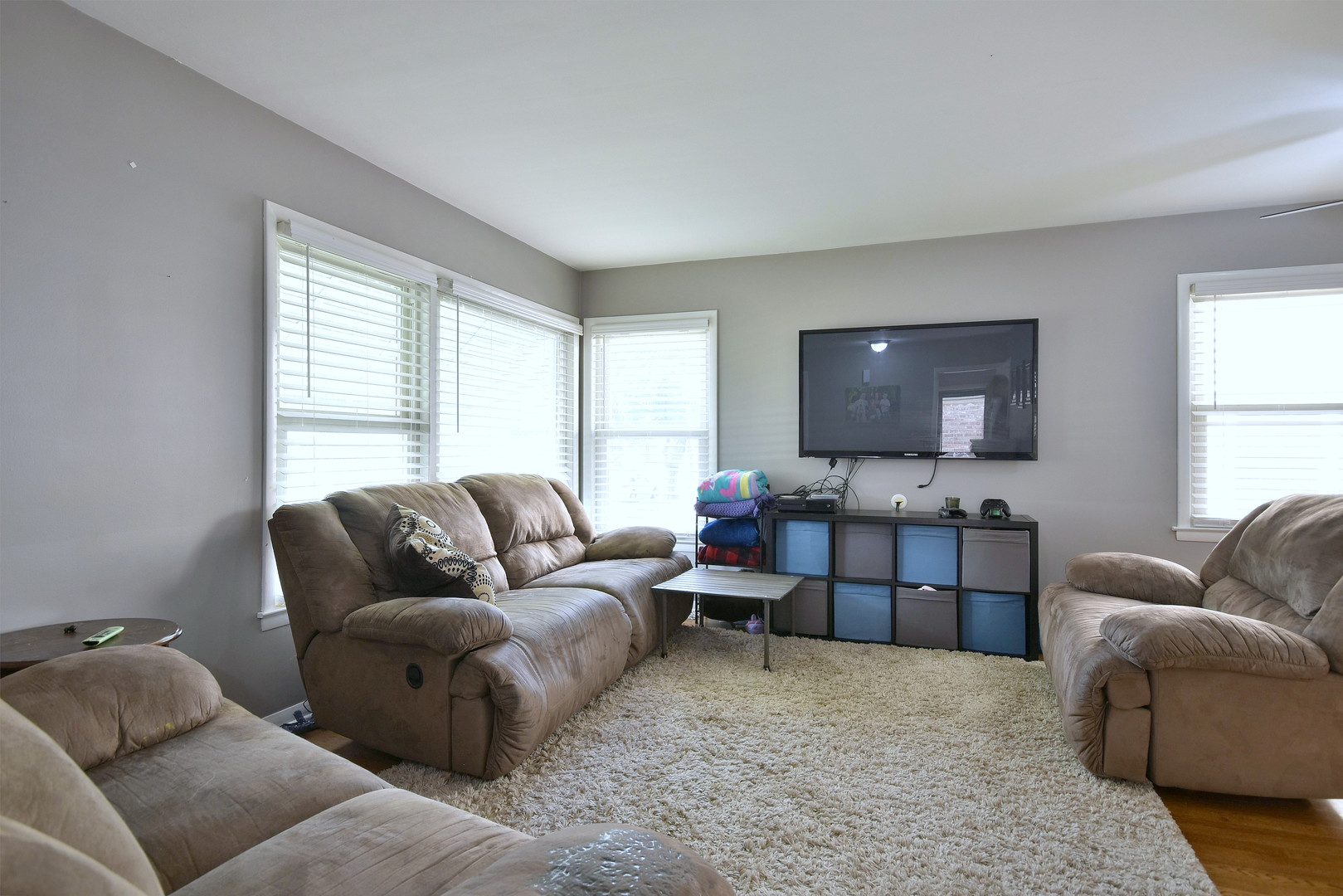 7309 N Ottawa Avenue, Chicago, IL 60631