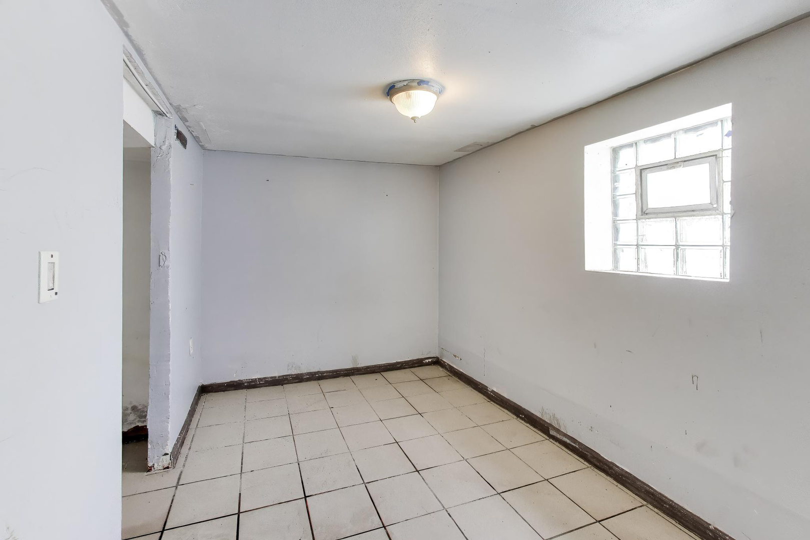 1649 N Latrobe Avenue, Chicago, IL 60639