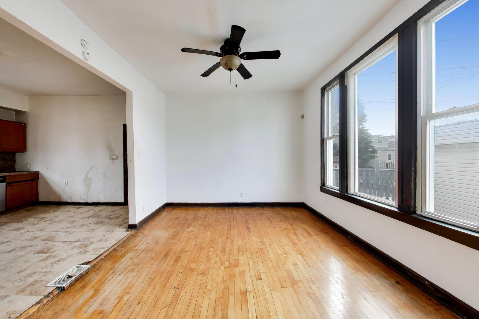 1649 N Latrobe Avenue, Chicago, IL 60639