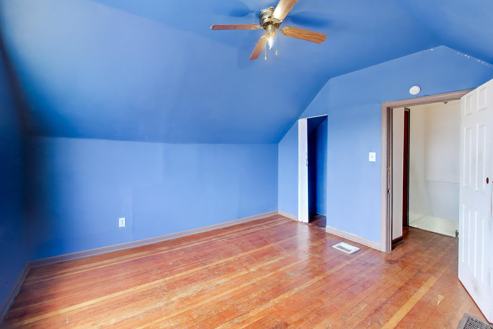 1649 N Latrobe Avenue, Chicago, IL 60639