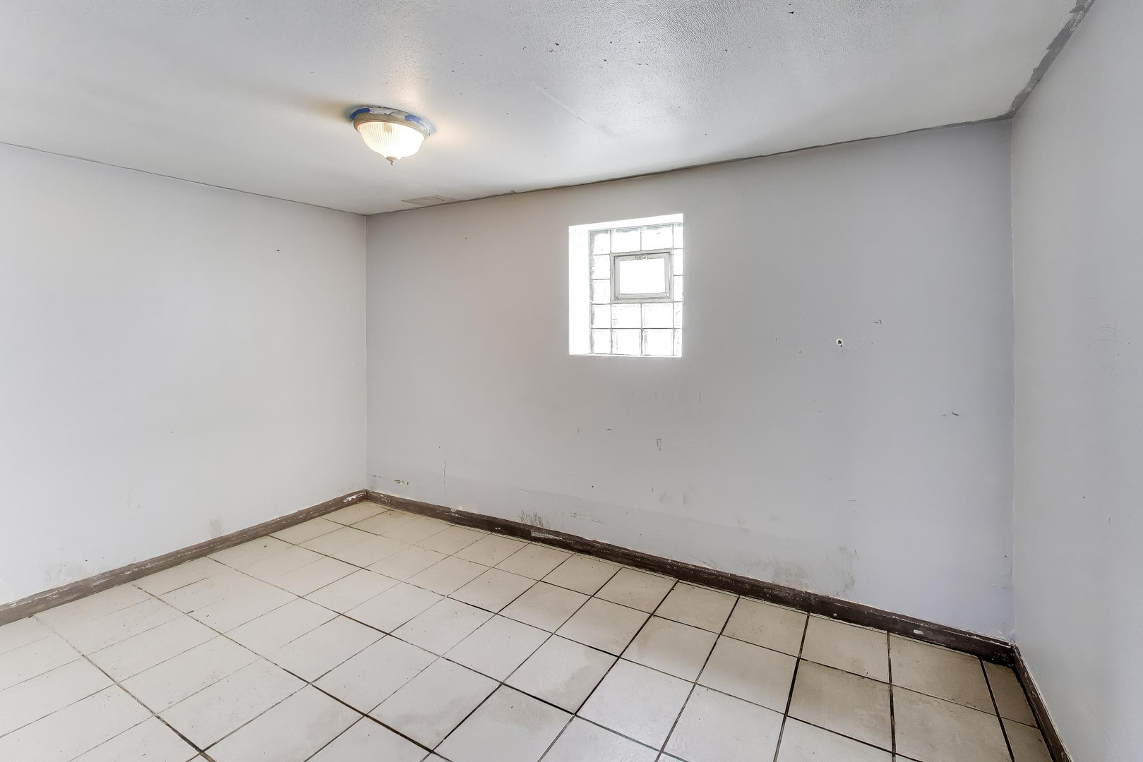 1649 N Latrobe Avenue, Chicago, IL 60639