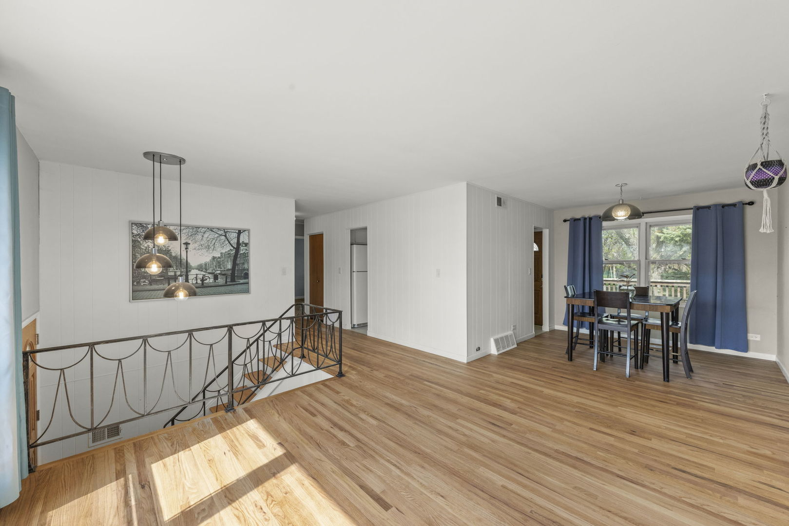 2308 Crabtree Avenue, Woodridge, IL 60517